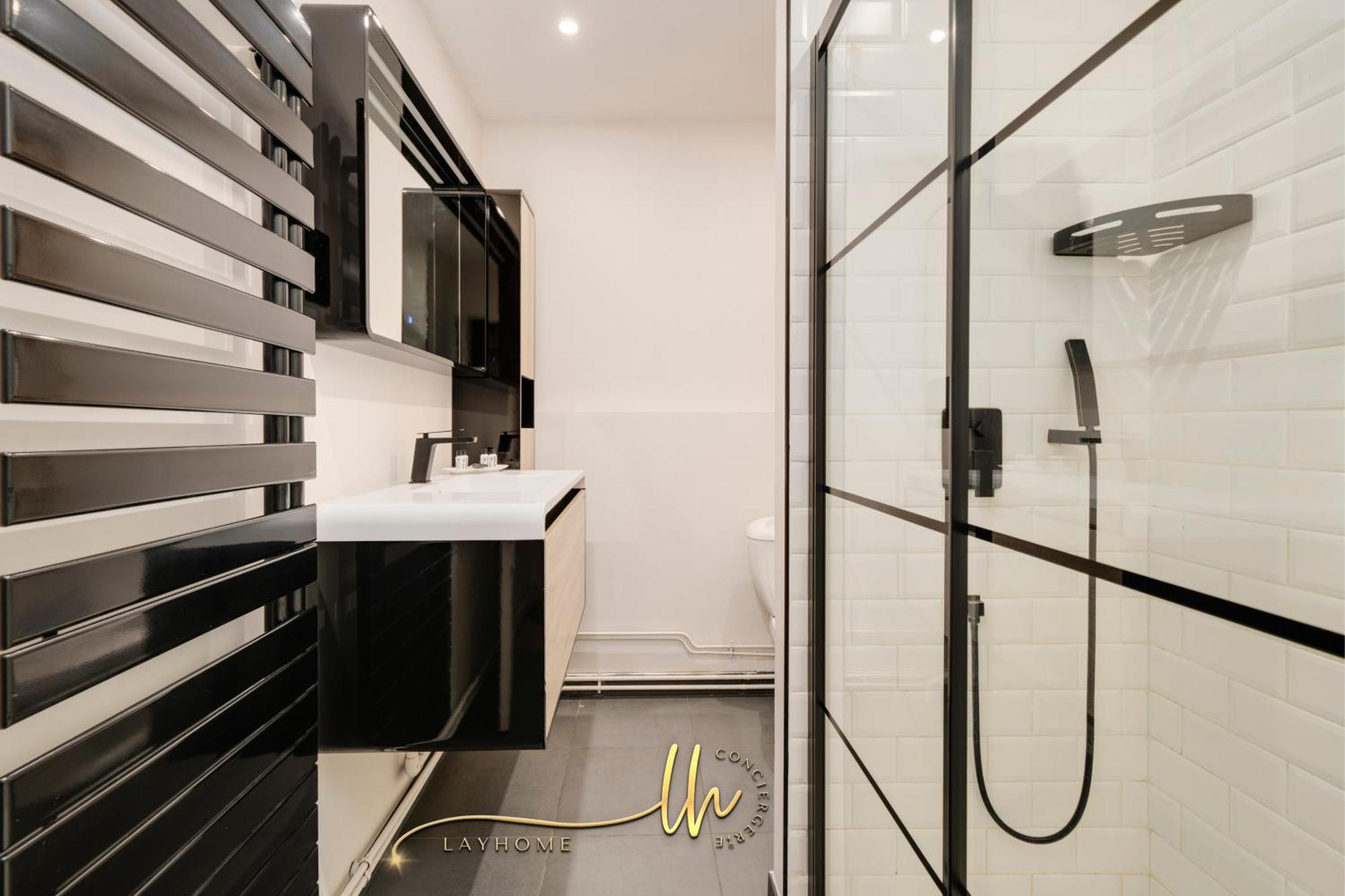 Chaleureux, Lumineux Et Confortable F2 Renove En Plein Coeur De Нанси Екстериор снимка